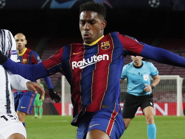 Junior Firpo joins Leeds from Barcelona on four-year deal