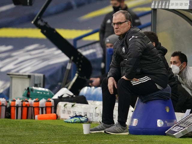 Marcelo Bielsa refuses to speculate over Leeds future