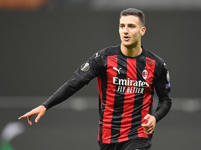 Milan 'planning to hold Dalot talks with Man United this summer'