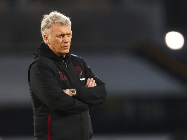 West Ham United 'trying to extend David Moyes contract ...