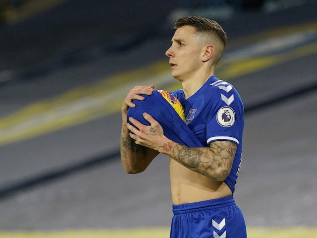 Lucas Digne in action for Everton on February 3, 2021