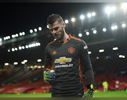 Real Madrid 'among three clubs interested in De Gea'