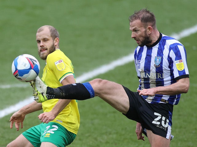 Sheff Wed 1-2 Norwich: Canaries come from behind to triumph