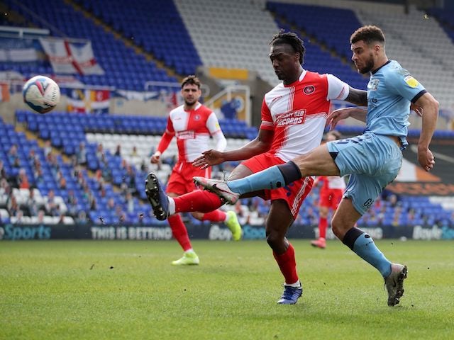Coventry 0-0 Wycombe: Strugglers play out goalless stalemate