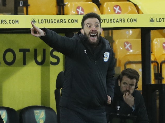 Huddersfield Town manager Carlos Corberan during the match on April 6, 2021
