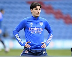 Arsenal 'refuse to cancel Bellerin contract'
