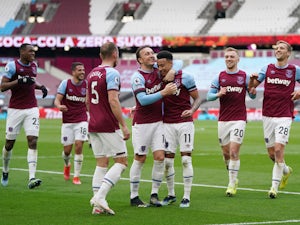 West Ham 3-2 Leicester: Lingard nets brace in Hammers win