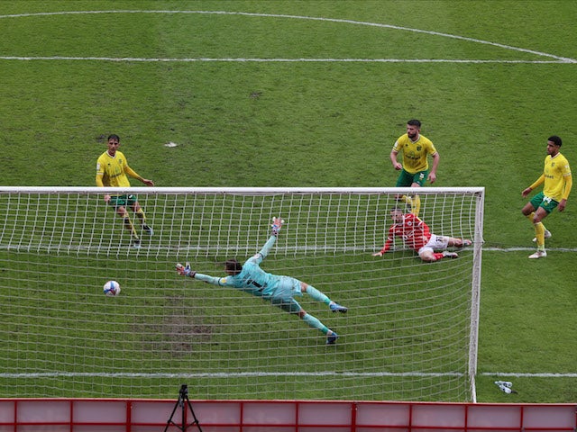 Barnsley 2-2 Norwich: Canaries lift trophy but miss out on record