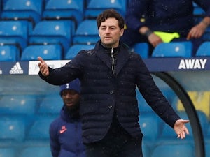 Tottenham 'begin talks over vacant managerial post'