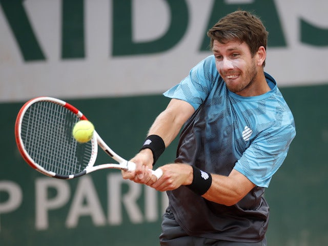 Cameron Norrie beats Lloyd Harris to reach third round of French Open