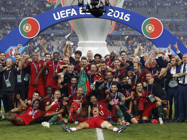 Portugal players celebrate winning Euro 2016 on July 10, 2016