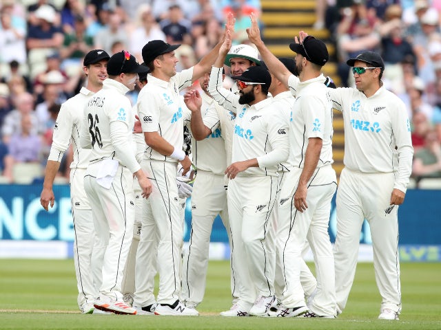 New Zealand frustrate England during action-packed second Test