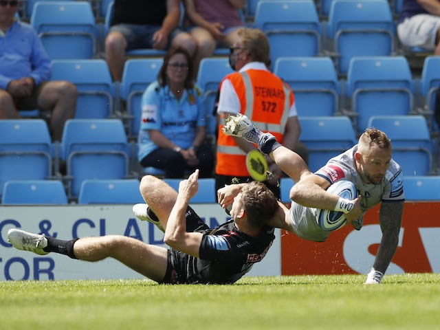 Sale's Byron McGuigan scores a try on June 12, 2021