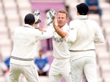 New Zealand's Neil Wagner celebrates with teammates after taking the wicket of India's Ajinkya Rahane on June 20, 2021