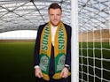Jamie Vardy pictured with his Rochester Rhinos scarf