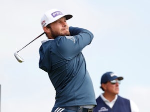 Tyrrell Hatton shrugs off Ryder Cup disappointment to earn share of Dunhill lead