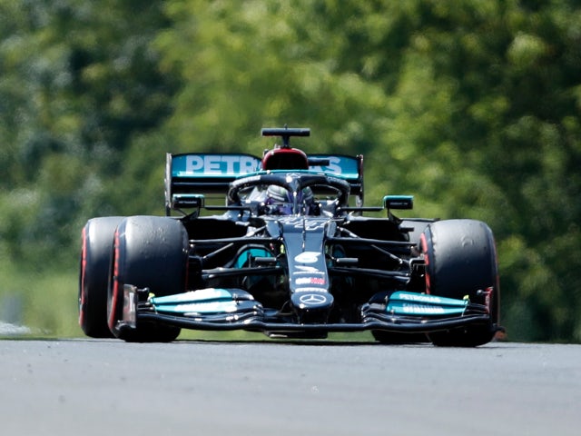 Lewis Hamilton takes pole position for Hungarian GP