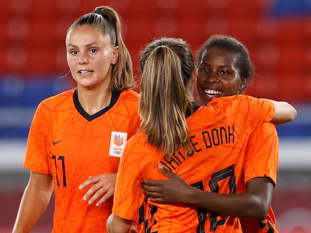 Lineth Beerensteyn of the Netherlands celebrates scoring their third goal with Danielle van de Donk of the Netherlands on July 27, 2021