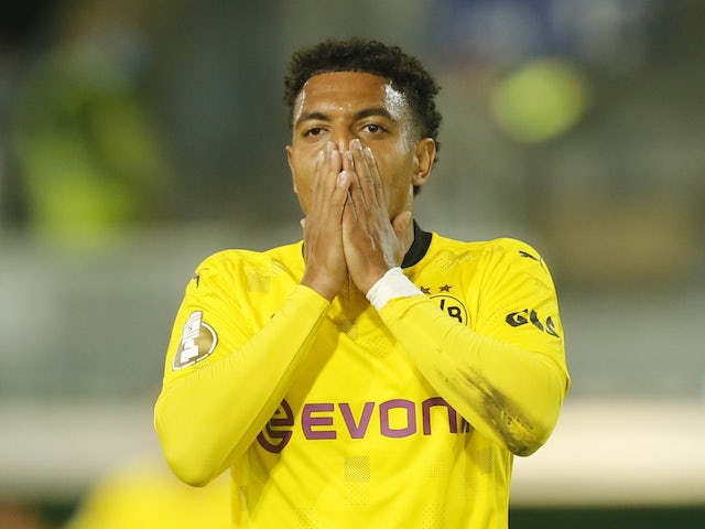 Borussia Dortmund's Donyell Malen reacts after a missed chance on August 7, 2021