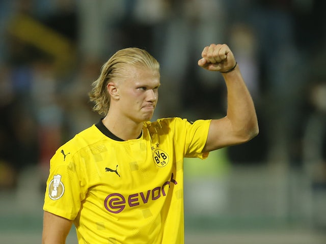 Dortmund: 'Haaland could stay beyond next summer'
