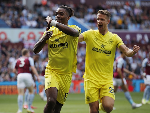 Brentford's Ivan Toney celebrates scoring their first goal with Kristoffer Ajer on August 28, 2021