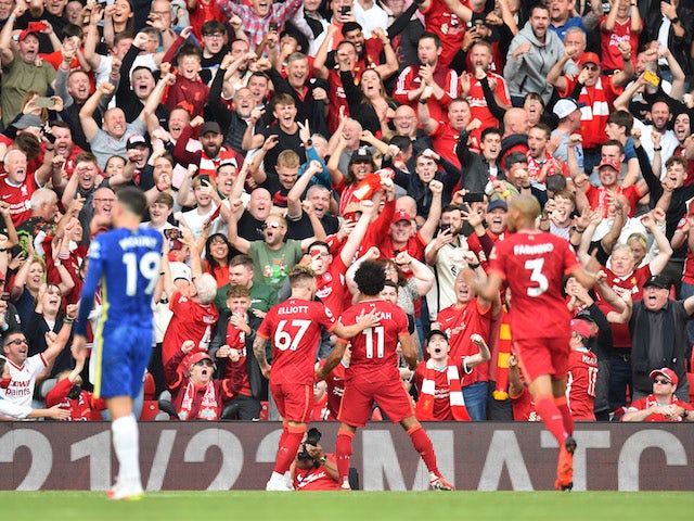 Ten-man Chelsea stand firm to earn draw with Liverpool