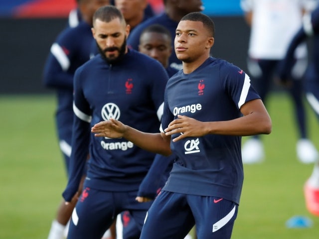 Kylian Mbappe and Karim Benzema training for France on August 31, 2021