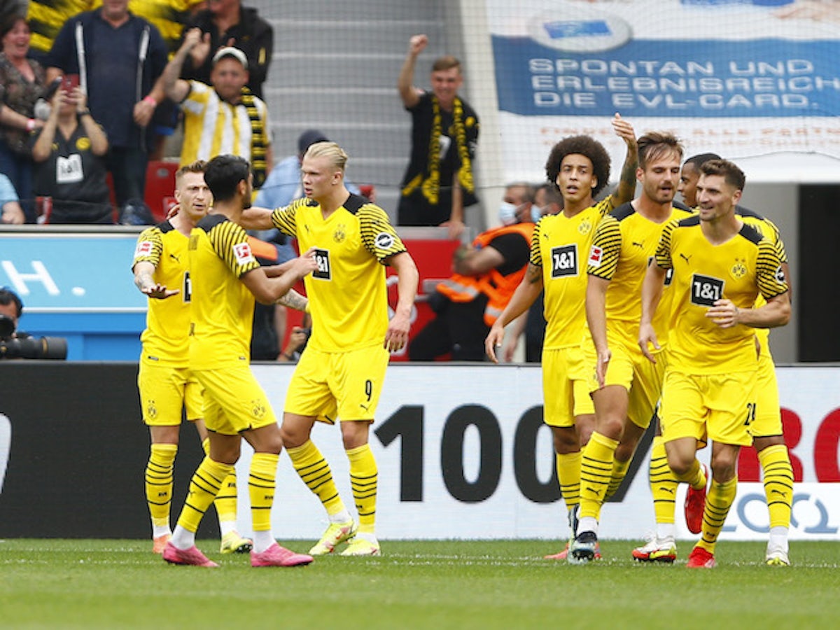 HLV của Borussia Dortmund phản ứng ra sao trước tuyên bố Jude Bellingham đã làm các đồng đội khó chịu