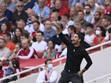 Arsenal manager Mikel Arteta gives instructions to his players on September 11, 2021