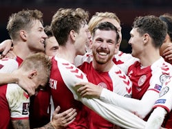 Denmark's Pierre-Emile Hojbjerg celebrates with teammates on September 7, 2021