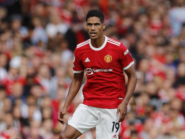 Varane withdrawn from Man United lineup due to illness