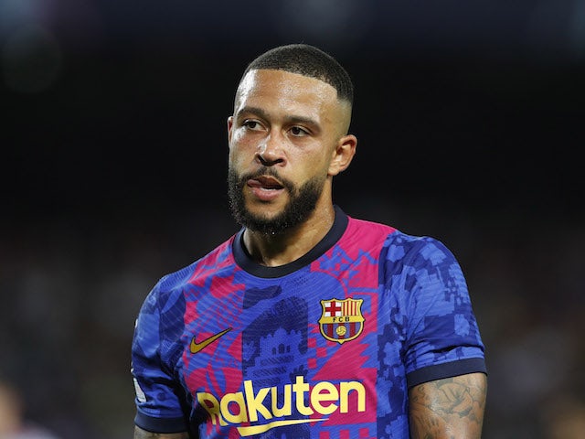 Juventus chief confirms interest in Barcelona's Memphis Depay