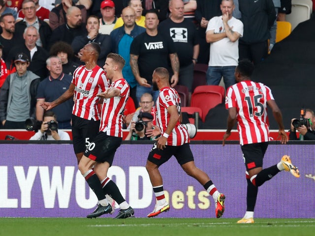 Brentford's Ethan Pinnock celebrates scoring their first goal against Liverpool in the Premier League on September 25, 2021