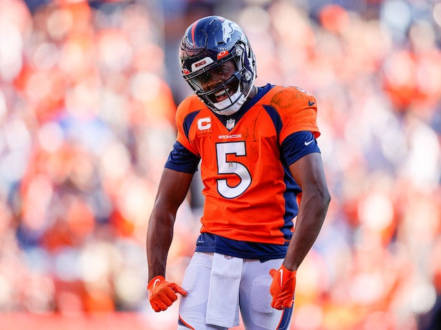 Denver Broncos quarterback Teddy Bridgewater (5) reacts after a play in the fourth quarter against the New York Jets at Empower Field at Mile High on September 26, 2021