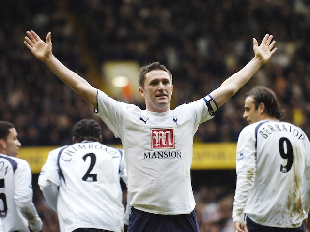 Robbie Keane celebra el gol del Tottenham en 2007