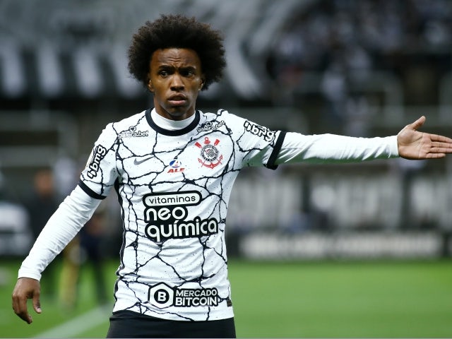 Willian returns to Premier League with Fulham