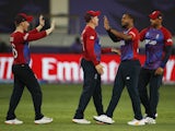 England celebrate a wicket against Australia in T20 World Cup on October 30, 2021.