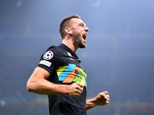 Conte 'would want to bring De Vrij to Man United'