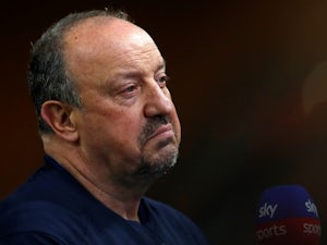 Rafael Benitez provides Everton injury boost for Digne