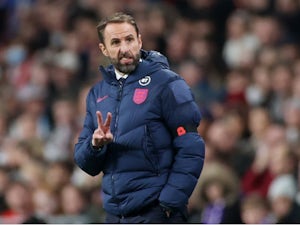 Gareth Southgate signs new England deal until 2024