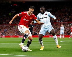 Man United 'ready to discuss new contract for Diogo Dalot'