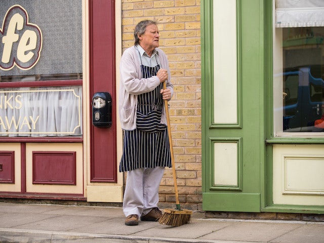 Roy on the first episode of Coronation Street on November 22, 2021