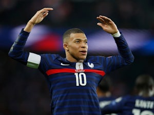 Kylian Mbappe 'edging closer to Real Madrid move'