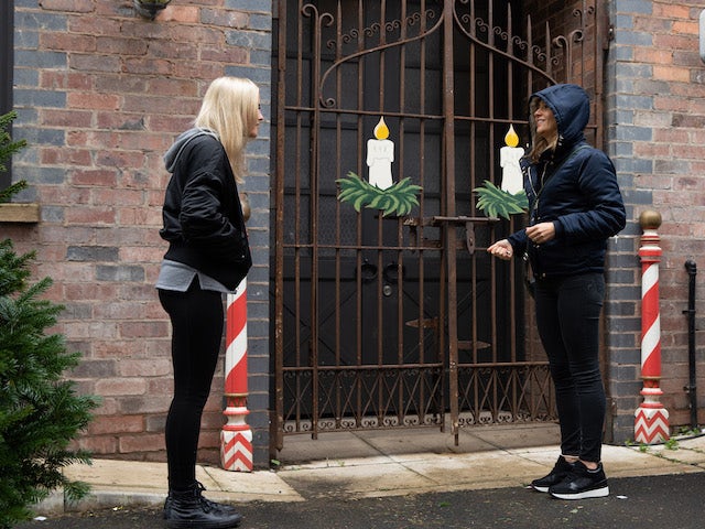 Kelly and Maria on the second episode of Coronation Street on November 29, 2021