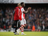 Bukayo Saka goes off injured for Arsenal on November 27, 2021