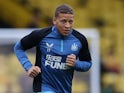  Newcastle United's Dwight Gayle during the warm up before the match, September 25, 2021