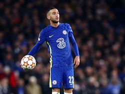 Kante, Ziyech return to Chelsea XI for Leicester game