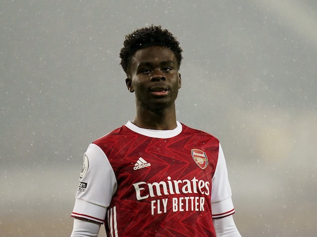 Saka 'speechless' after Arsenal present him with wall of fans' well-wishes