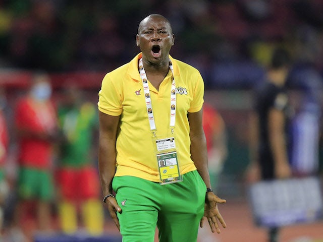 Burkina Faso coach Kamou Malo reacts on January 9, 2022