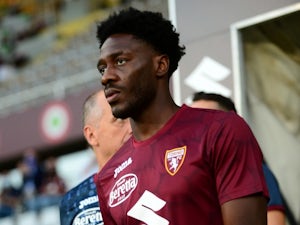Leeds weighing up January move for Ola Aina?